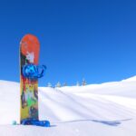 snowboard in snow